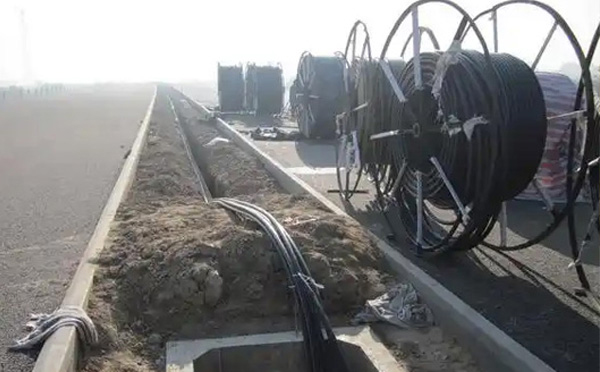 现代通信网络建设指南:甘肃光缆施工全流程技术解析与质量控制 现代通信网络建设指南:甘肃光缆施工全流程技术解析与质量控制